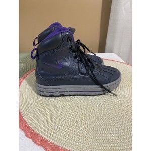 Nike ACG Kids Boots Purple/gray Leather Back Rubber Front  Size 11c